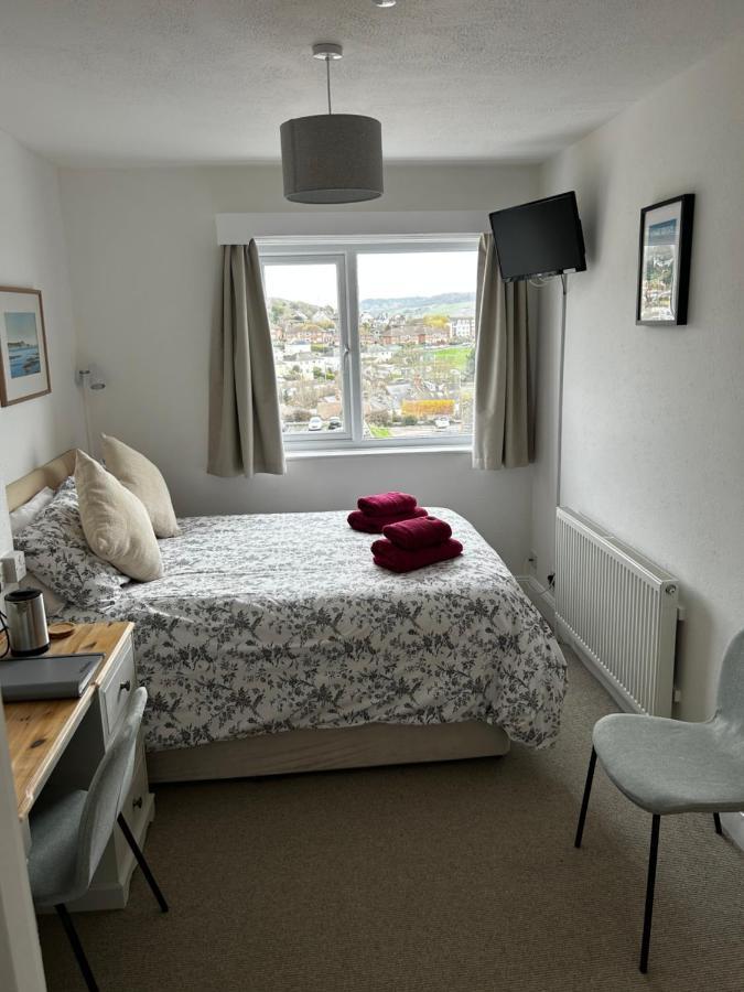 Lucerne B&B Лайм Риджис Екстериор снимка